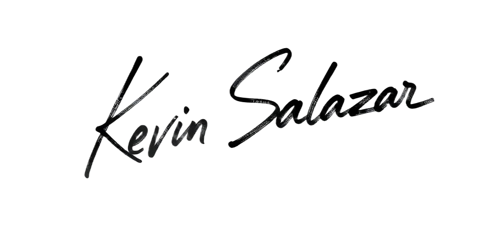 Firma de Kevin Salazar